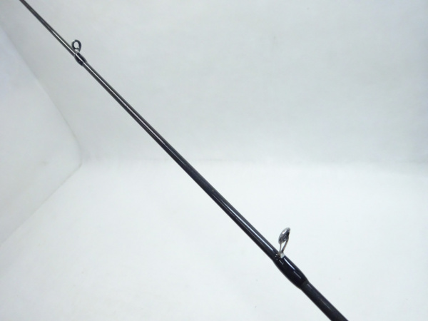 スクアド SKS66MLボートシーバス